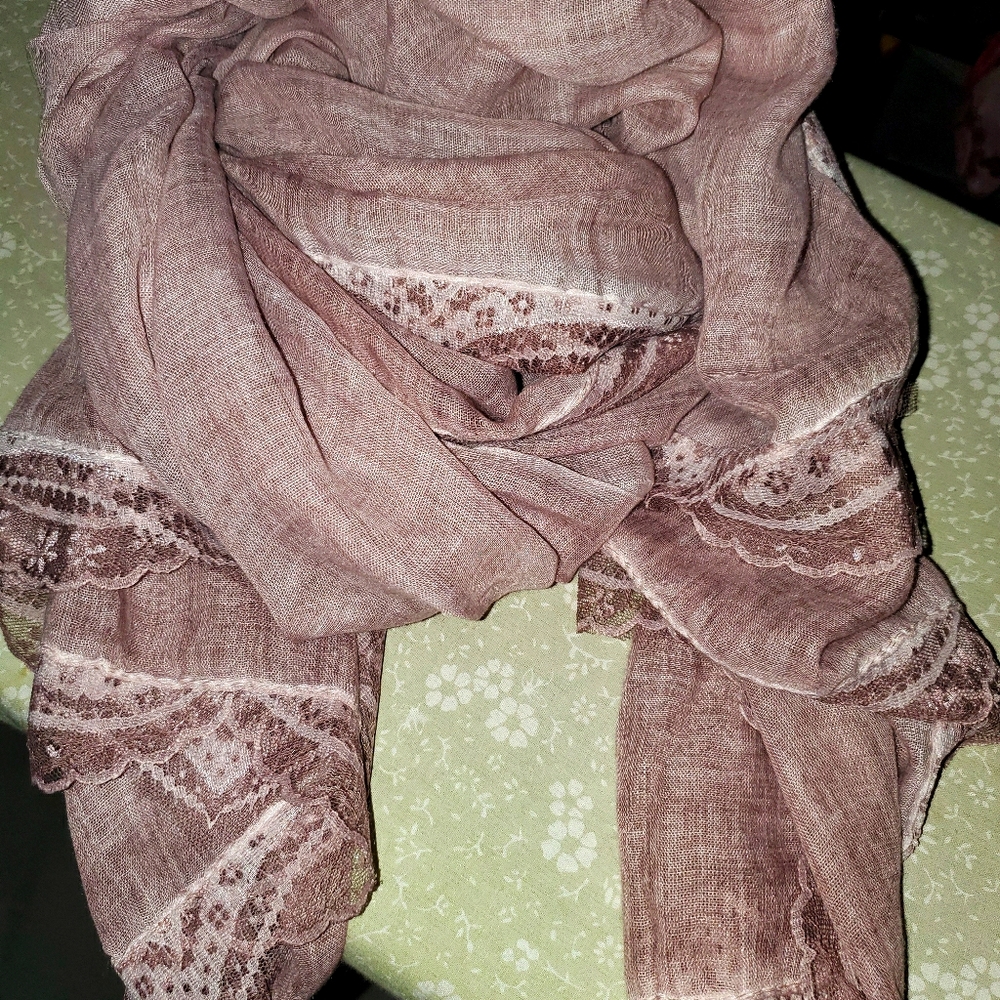 NWOT fashion scarf
